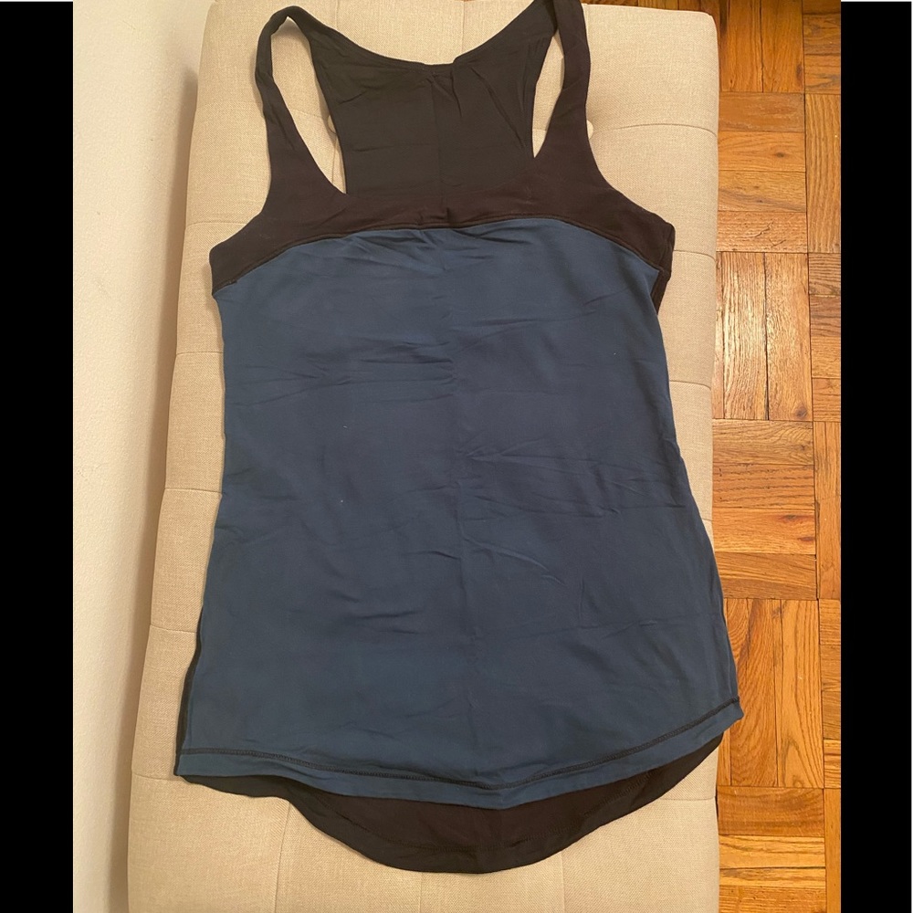 Lululemon Racerback Black and Blue Top Size 4
